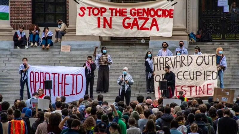 Etats-Unis : La justice suspend l’interdiction des étudiants étrangers à Harvard