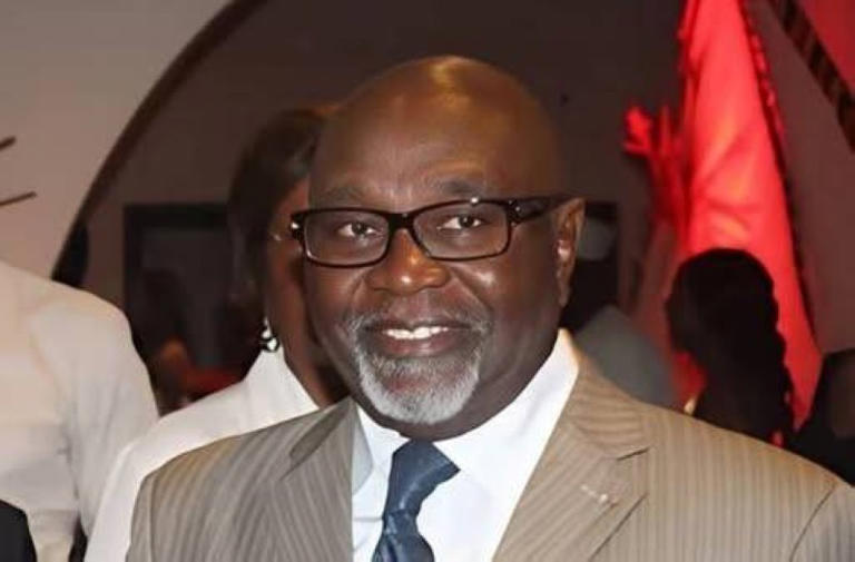 Transition politique au Togo : Jean-Lucien Savi de Tové élu président