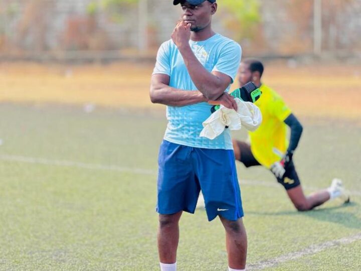 Ivan Loïc Ahissou, le coach de l’ombre qui élève le football béninois