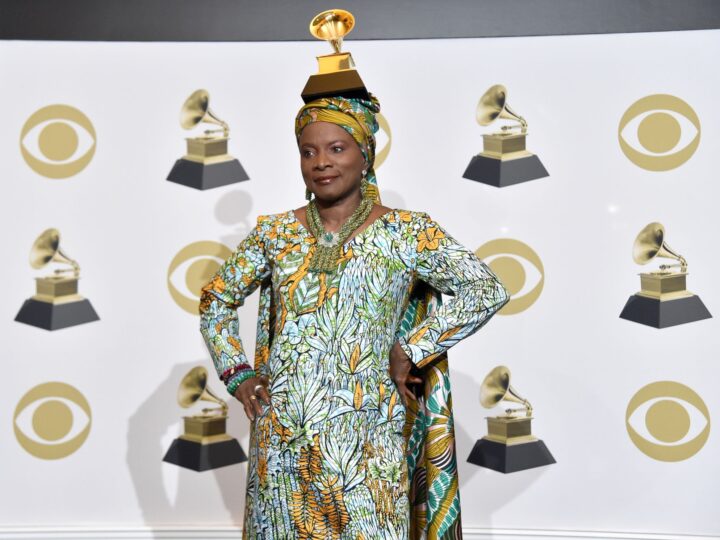 Angélique Kidjo, première chanteuse africaine à recevoir une étoile sur le Walk of Fame d’Hollywood
