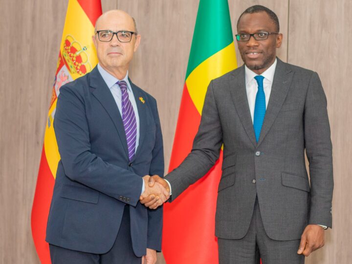 Présentation des copies figurées des lettres de créance du nouvel Ambassadeur d’Espagne près le Bénin