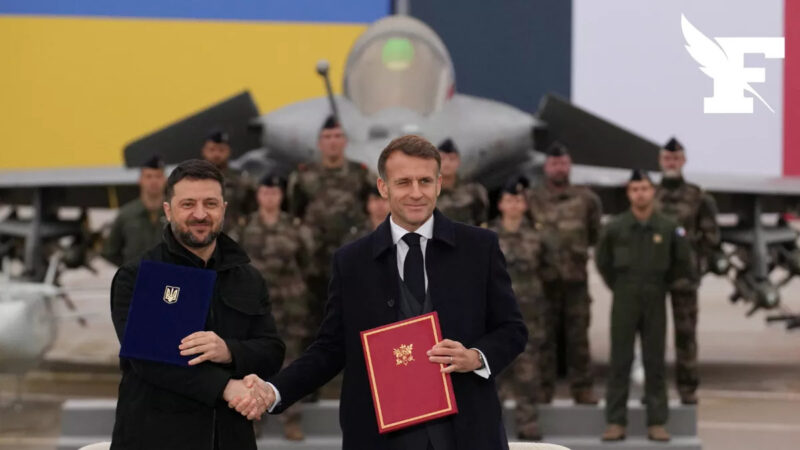 Guerre en Ukraine : Macron et Zelensky actent une coopération militaire “historique”