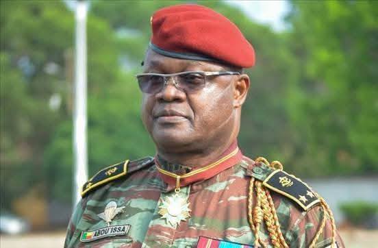 Coup d’Etat déjoué au Bénin : Les deux hauts gradés kidnappés par les mutins libérés