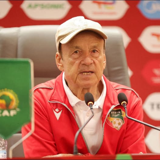 CAN 2025 : Gernot Rohr tourné vers l’avenir après la défaite des Guépards face au Sénégal