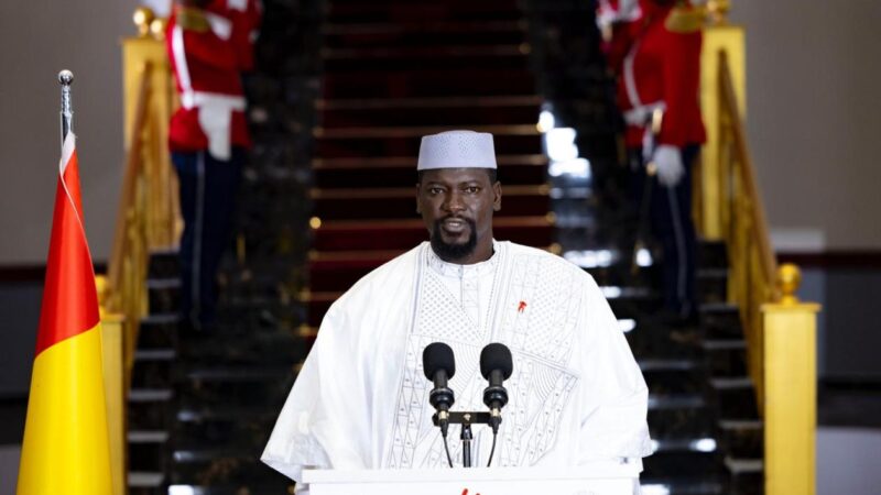 Guinée : Mamadi Doumbouya élu président avec 86,72 % des voix au premier tour