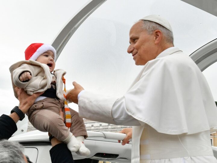 Pape Léon XIV : « Le diable éduque les enfants des parents qui dorment. »