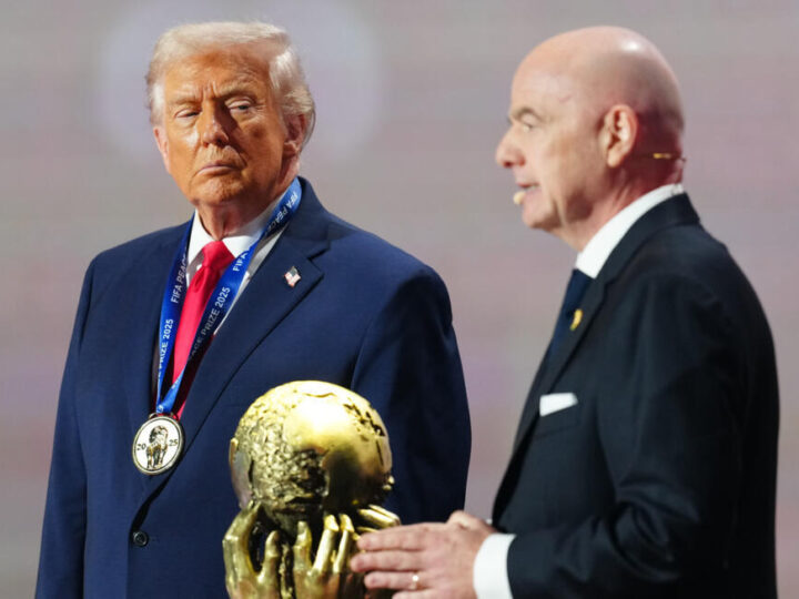 Tirage Mondial 2026 : Donald Trump lauréat du premier Prix de la paix de la Fifa