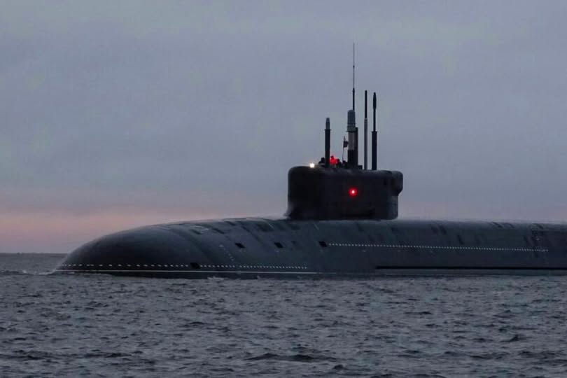 Course aux profondeurs : les États-Unis inquiets face au projet russe de sous-marin nucléaire de 5ᵉ génération