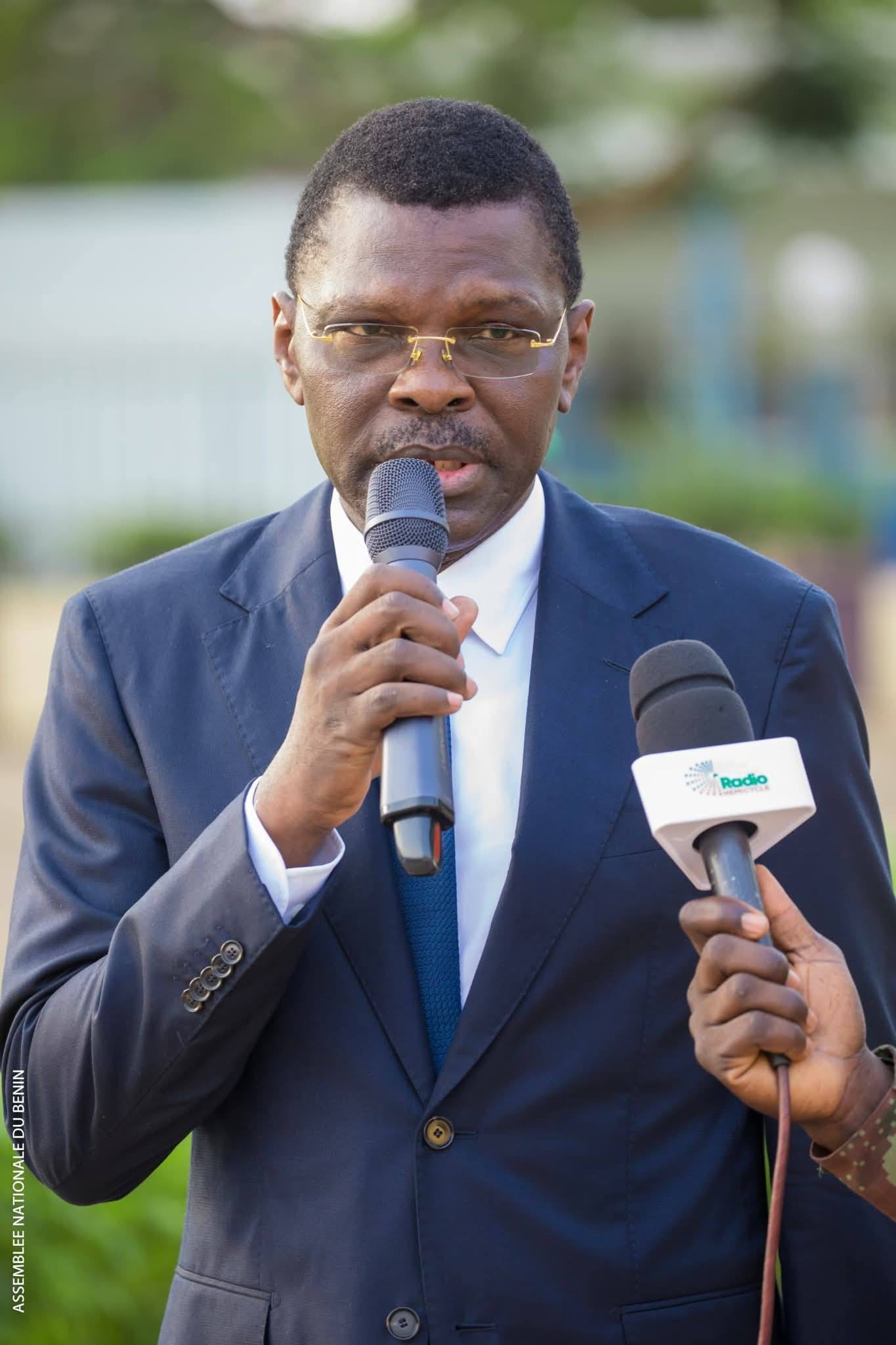 Première cérémonie des couleurs sous la 10 ème législature: Joseph Djogbénou annonce une gouvernance axée sur la continuité