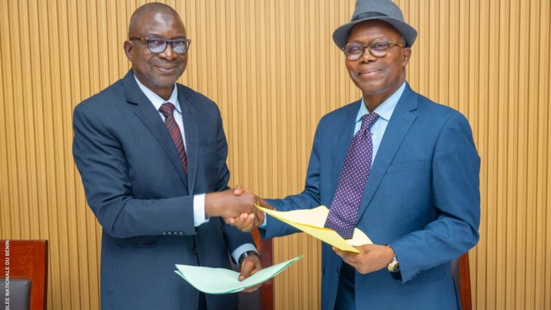 Passation de charges à l&rsquo;Assemblée nationale : Abou Torou prend les rênes du cabinet de Joseph Djogbénou