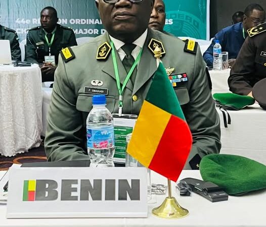 Sécurité régionale : Le Gl Fructueux Gbaguidi à la réunion militaire de la Cedeao