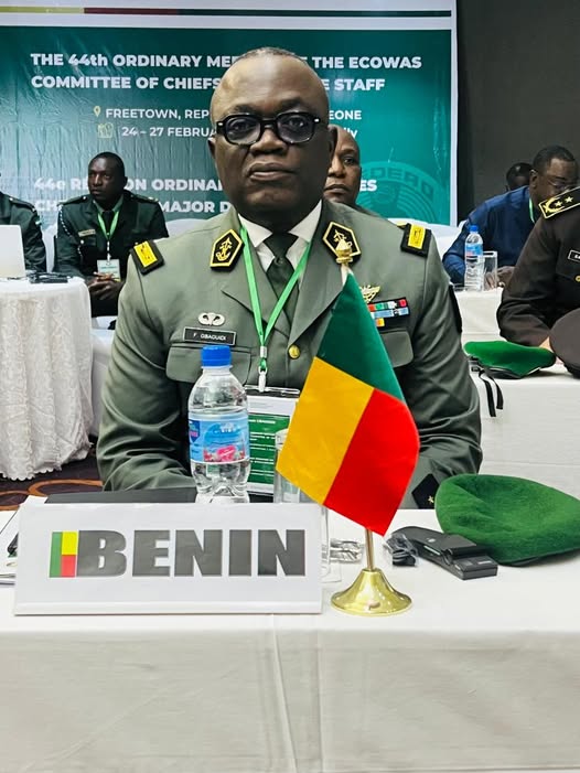 Sécurité régionale : Le Gl Fructueux Gbaguidi à la réunion militaire de la Cedeao