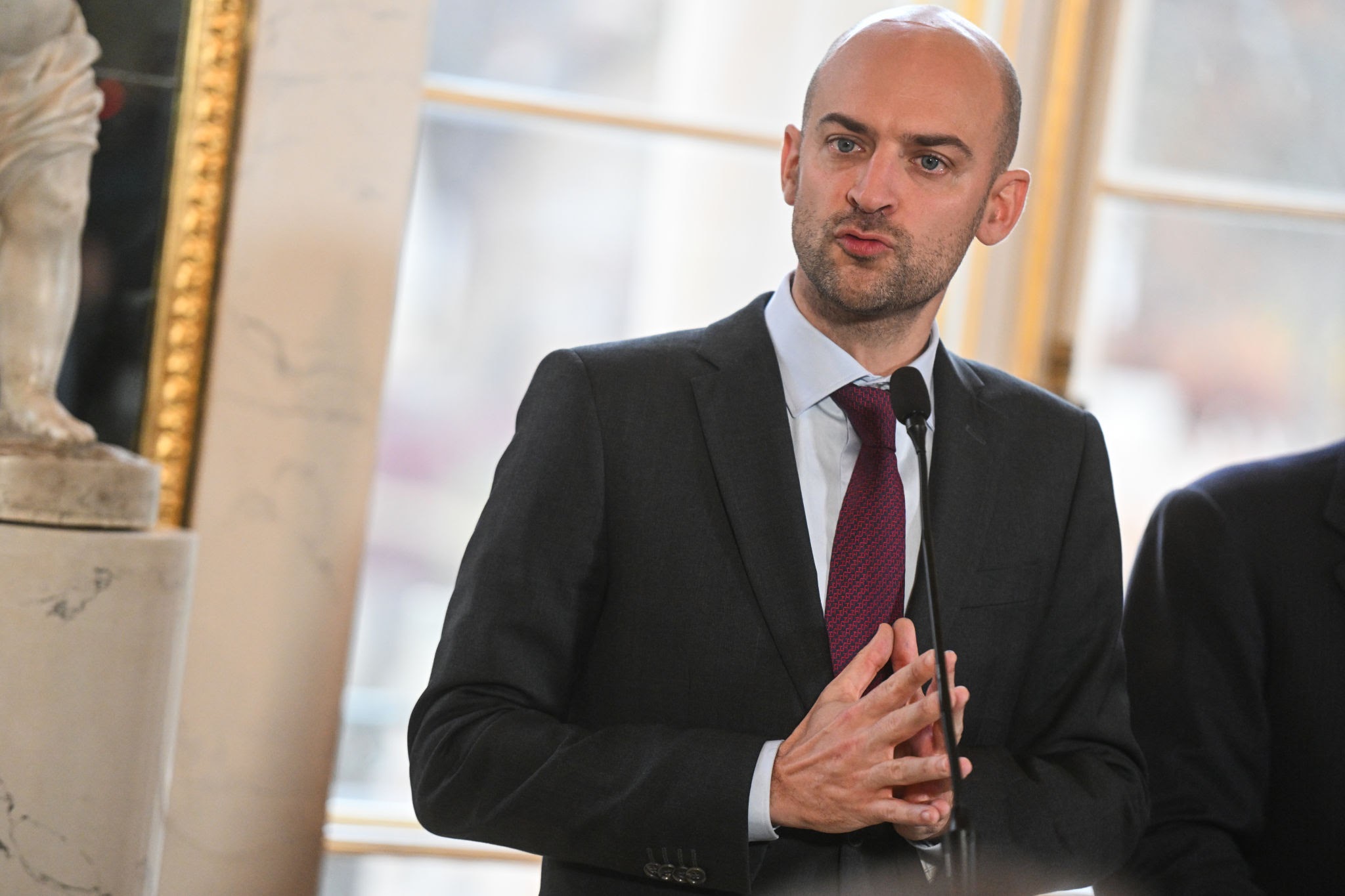 Iran : la France remet en cause la légitimité de l’opération israélo-américaine en Iran