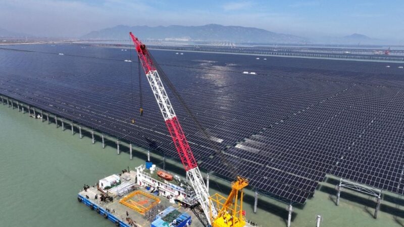 Les énergies renouvelables ont produit plus d&rsquo;électricité dans le monde que le charbon en 2025