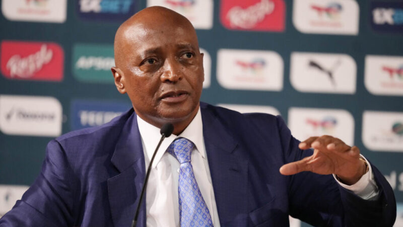 Football africain : Patrice Motsepe réaffirme son engagement depuis Dakar