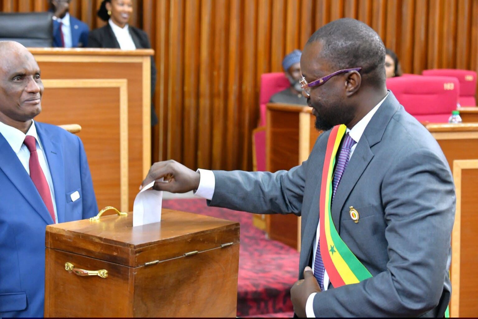 s-n-gal-int-gralit-du-discours-d-ousmane-sonko-l-assembl-e