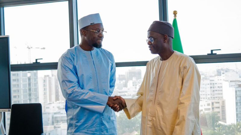  Sénégal / Primature:  Ousmane Sonko transmet les charges à Ahmadou Al Aminou Lô