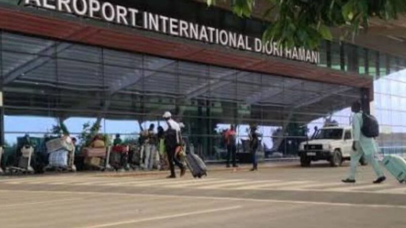 Attaque de l’aéroport de Niamey : 13 morts et 22 assaillants neutralisés
