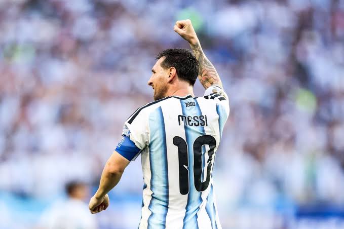 Argentine : Lionel Messi annonce sa retraite internationale