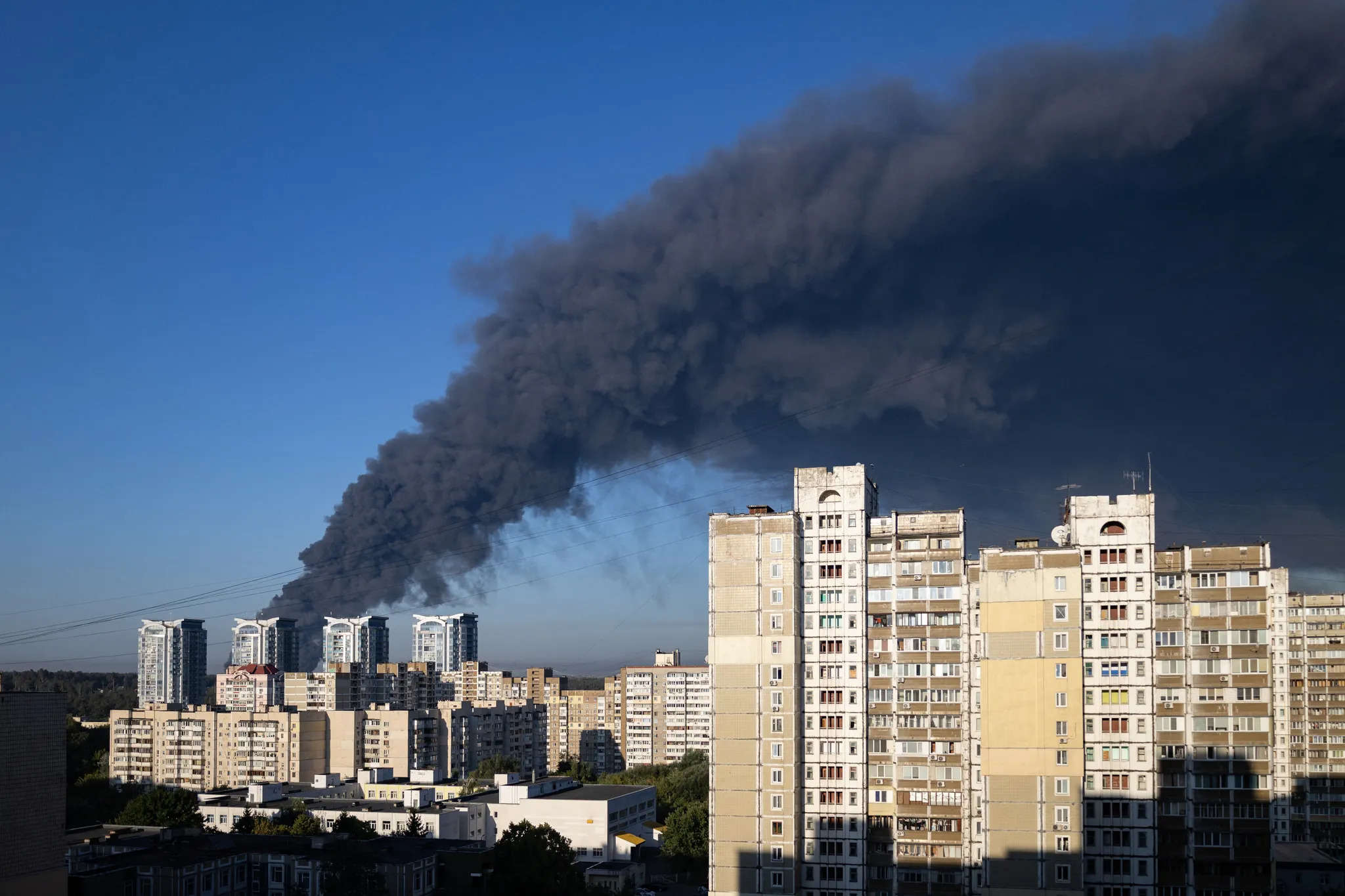 Guerre en Ukraine : Le bilan de la frappe sur un dépôt de munitions près de Kiev grimpe à 38 morts