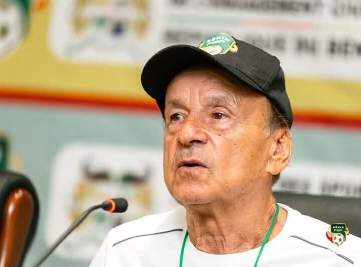 CAN 2027 : Gernot Rohr savoure la victoire des Guépards et tacle l’arbitrage