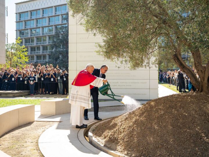 A l’Unesco, Léon XIV plaide pour une paix fondée sur la dignité humaine