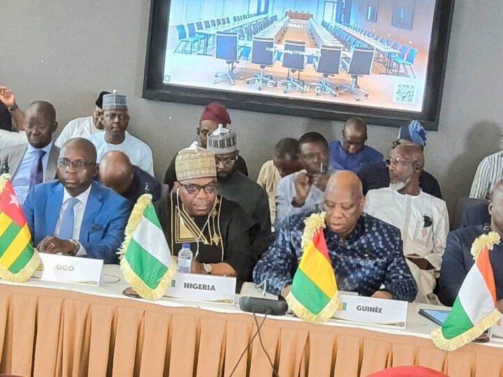Aes-Cedeao : le dialogue formel s’ouvre à Dakar