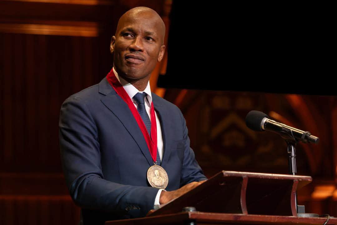 Football et engagement humanitaire: Didier Drogba honoré par l’Université Harvard