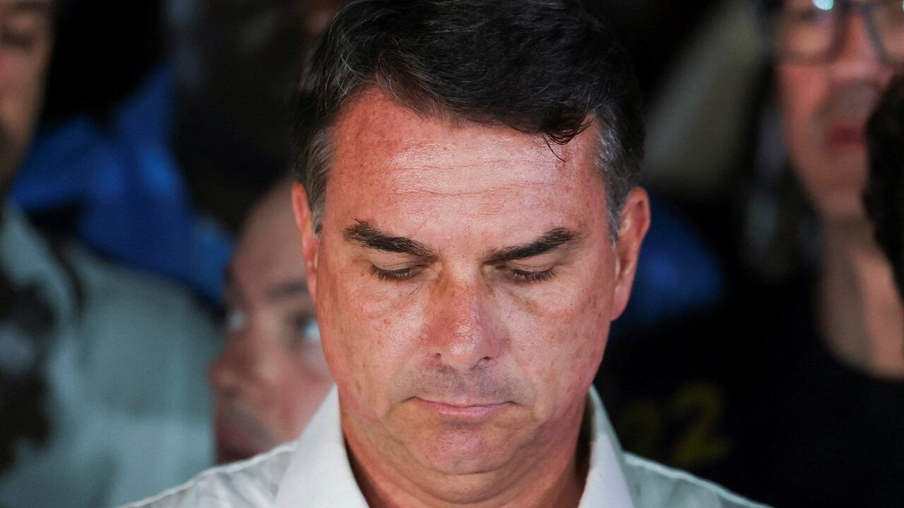 Brésil : Flávio Bolsonaro prend la route des États-Unis après sa défaite