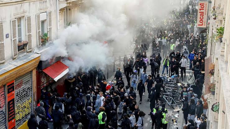 France : Des manifestations émaillées de violences