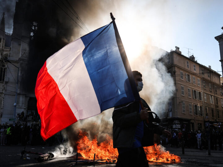 Manifestations en France : Des couvre-feux instaurés à Paris dès ce lundi
