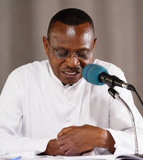 Père Pamphile Fanou : « Le rosaire, une arme spirituelle à ne pas négliger »