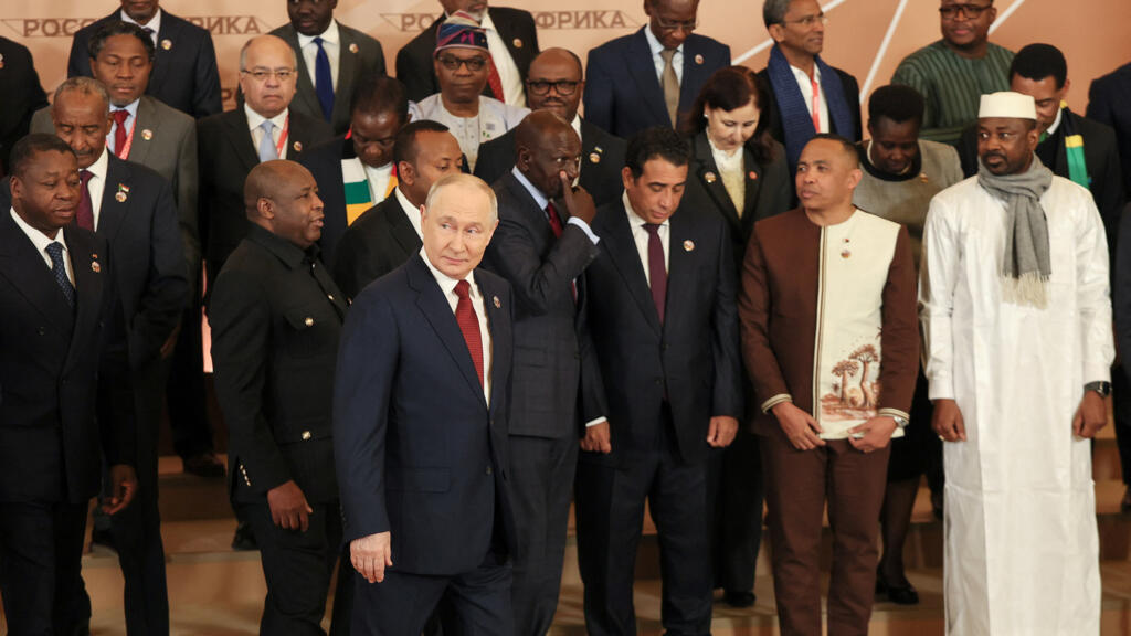 Sommet Russie-Afrique: A Moscou, Poutine plaide pour une Afrique plus influente
