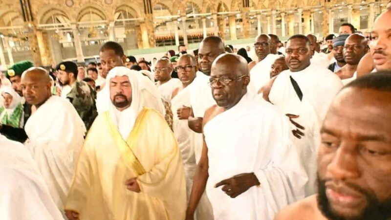 Nigéria : Bola Tinubu accomplit l’Omra à la Mecque